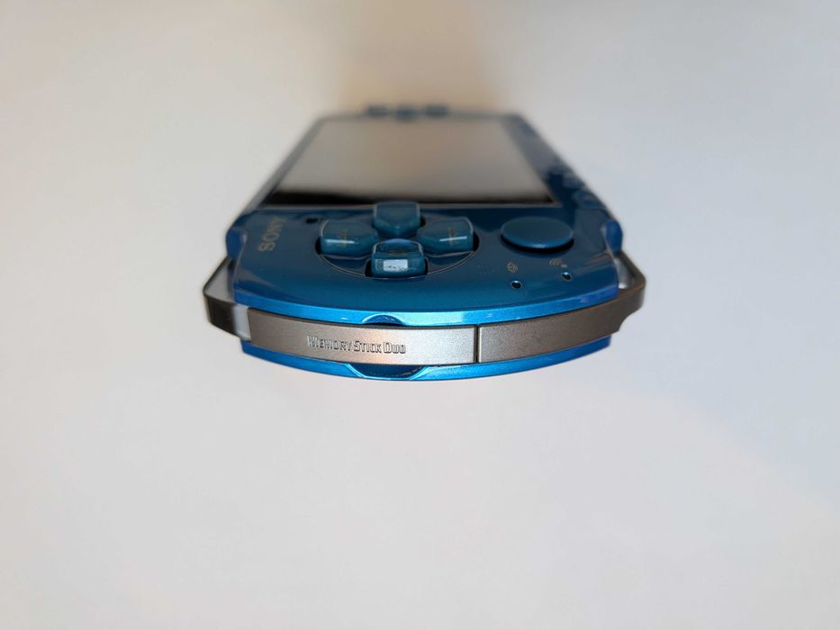 PSP Slim Azul Vibrante