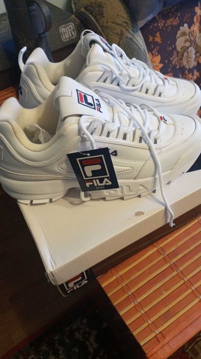 Кроссовки мужские FILA