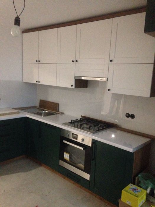 КУХНЯ ПІД КЛЮЧ. Кухонні меблі на замовлення. Стіл, полиця, стільниця