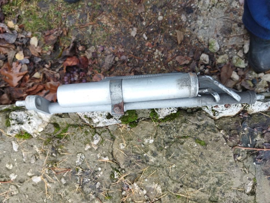 Радіатор кондиціонера Ніссан Жук