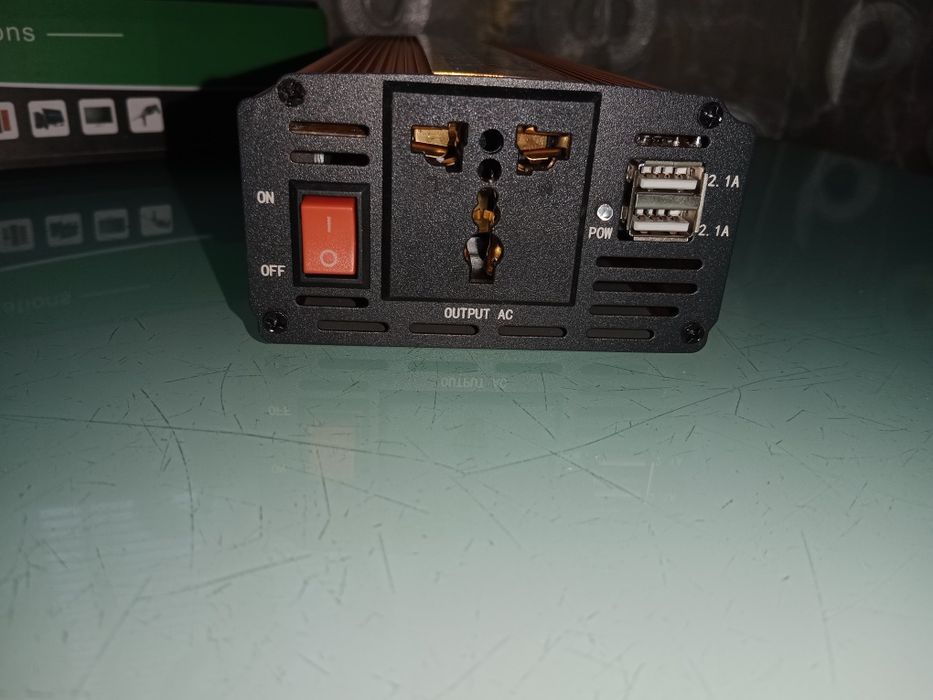 Преобразователь напряжения 12-220V на 2000Ват