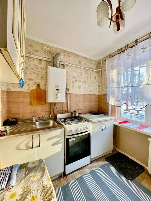 Однокімнатна квартира по вулиці Генерала Безручка