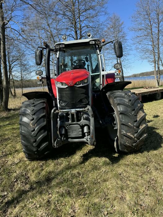 Massey Ferguson 7S180