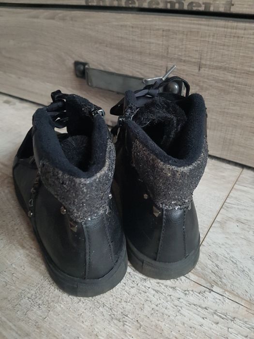 Czarne botki, wysokie tenisowki  z ćwiekami, lekko ocieplane 36, 23cm