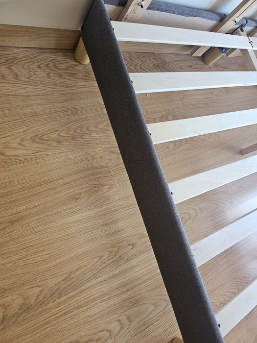 Cama com cabeceira 140x200