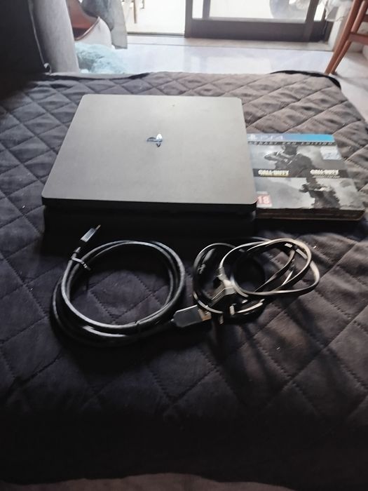 PlayStation 4 Slim 500g