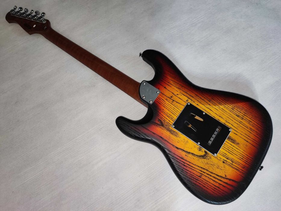 HARLEY BENTON ST-MODERN PLUS HSS SBBL gitara stratocaster - ustawiona
