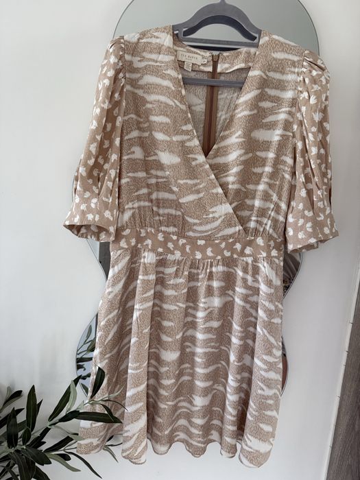Sukienka mini lato beżowa Ted Baker rozmiar 38 40