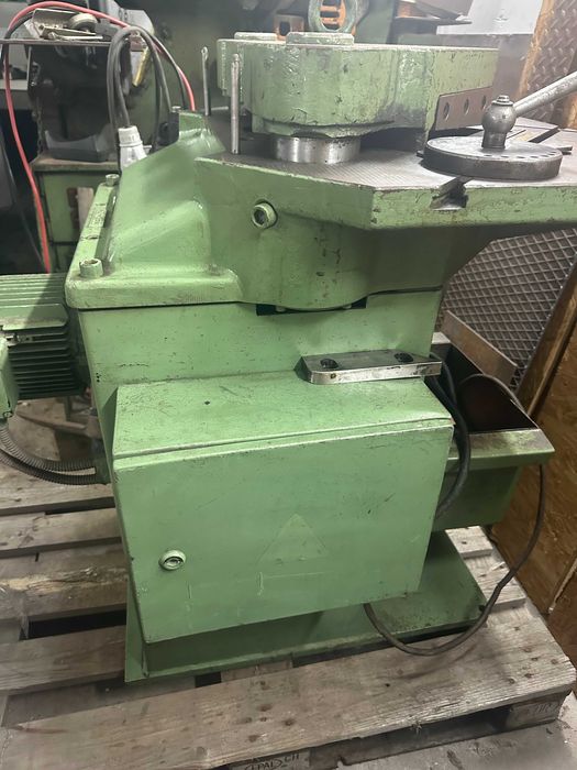 Gilotyna hydrauliczna narozna firmy BOSCHERT