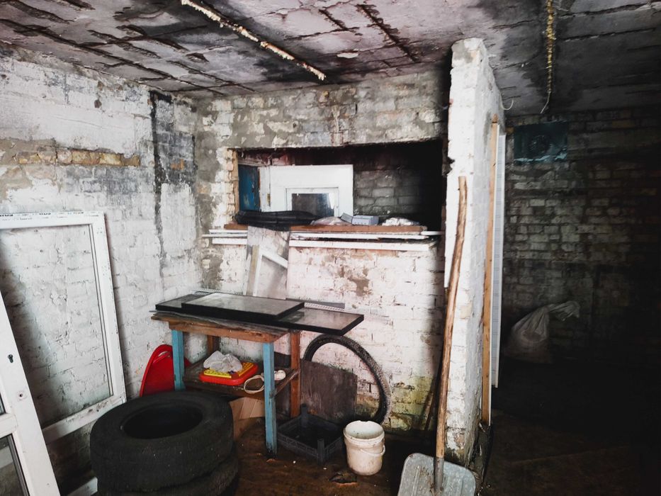 Нежитлове приміщ 23.9квм Куренівка Автозаводська 27Г Кафе Магазин Офіс