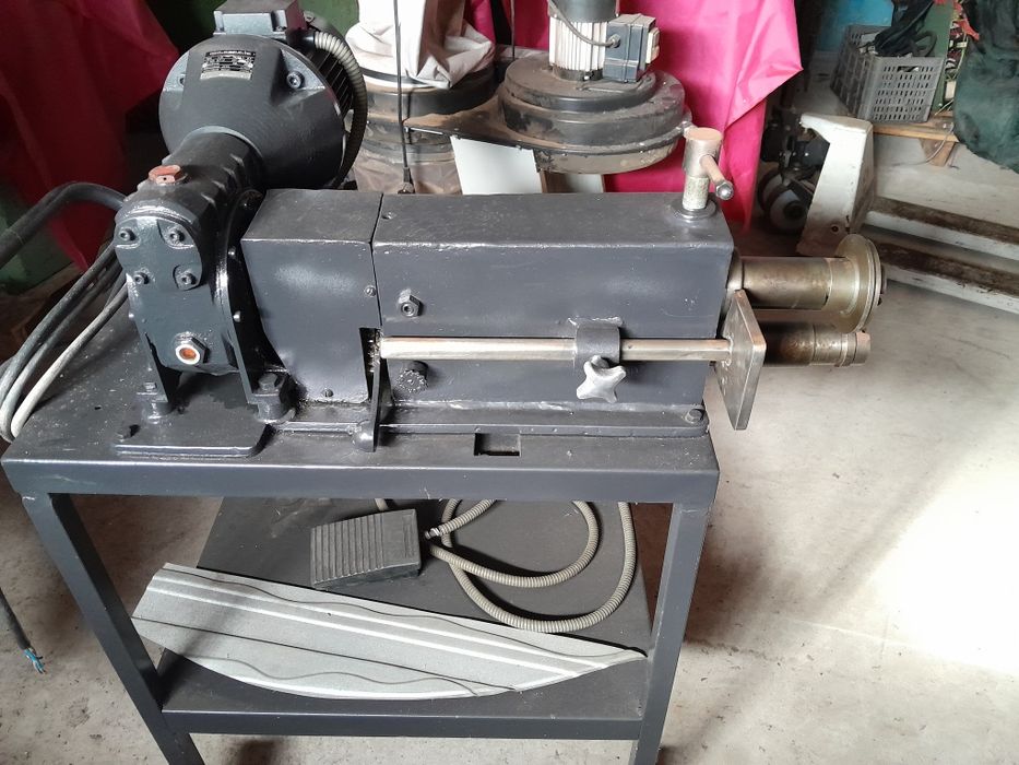 Fieira motorizada trifásica