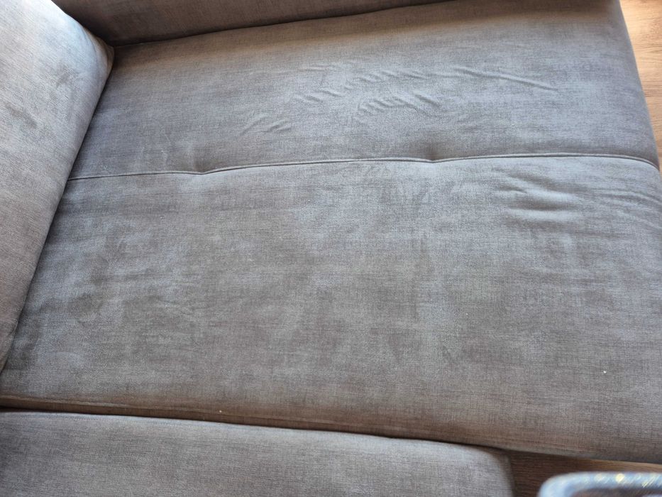 Sofá com chaise longue