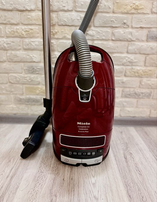 Пилосос Miele S 8340 / Complete C3