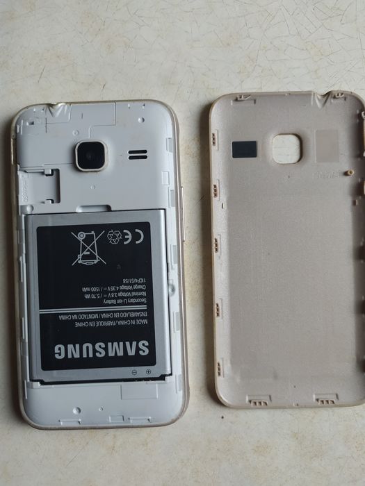 Продам телефон Samsung  Galaxy J1 mini