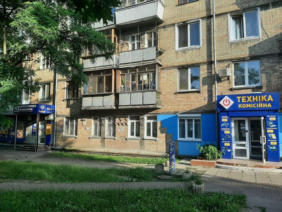 Оренда приміщення під магазин, аптеку, відділення банку