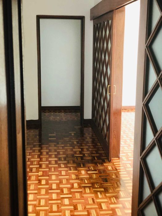 Arrenda-se apartamento T3 (Av. Da Boavista)