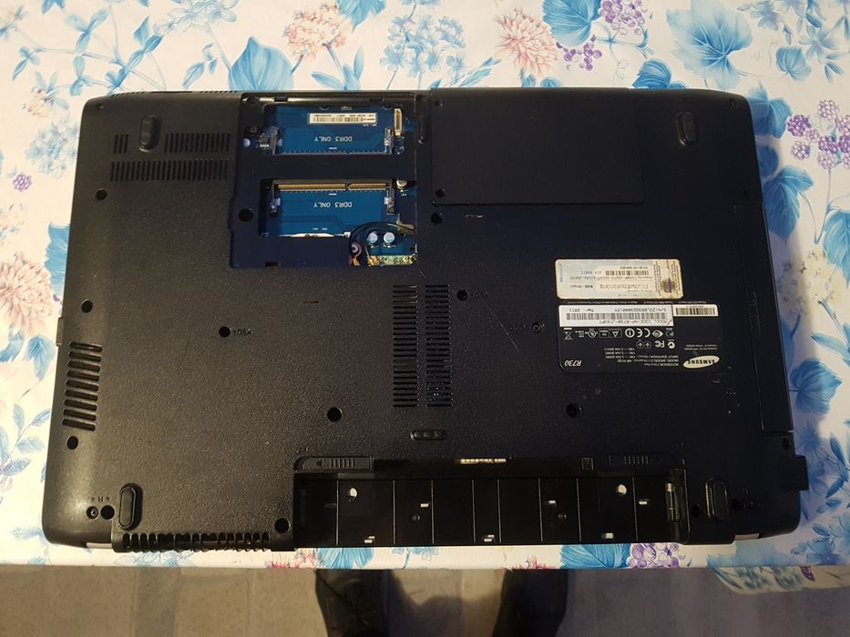 Peças samsung NP-R730 , lcd 17.3 pol