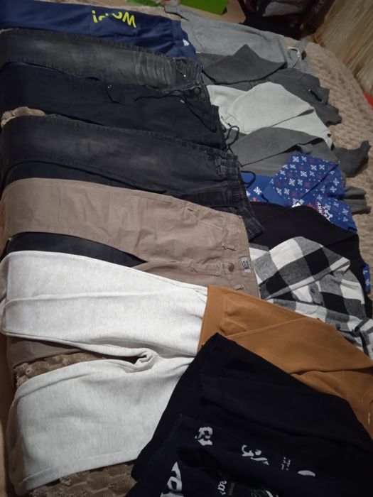 Одяг для хлопчика підлітка