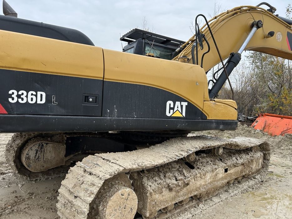 Екскаватор cat336