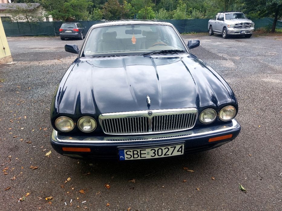Jaguar XJ 6 3.2 litra bardzo dobry stan orginalny.