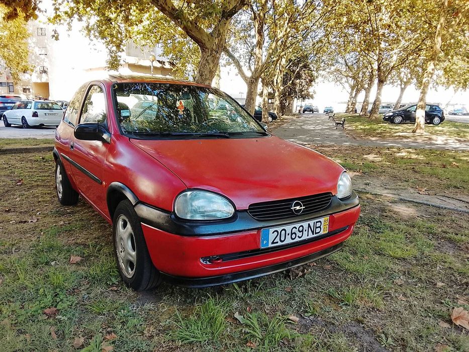 Impecável opel corsa 1999 pronto andar