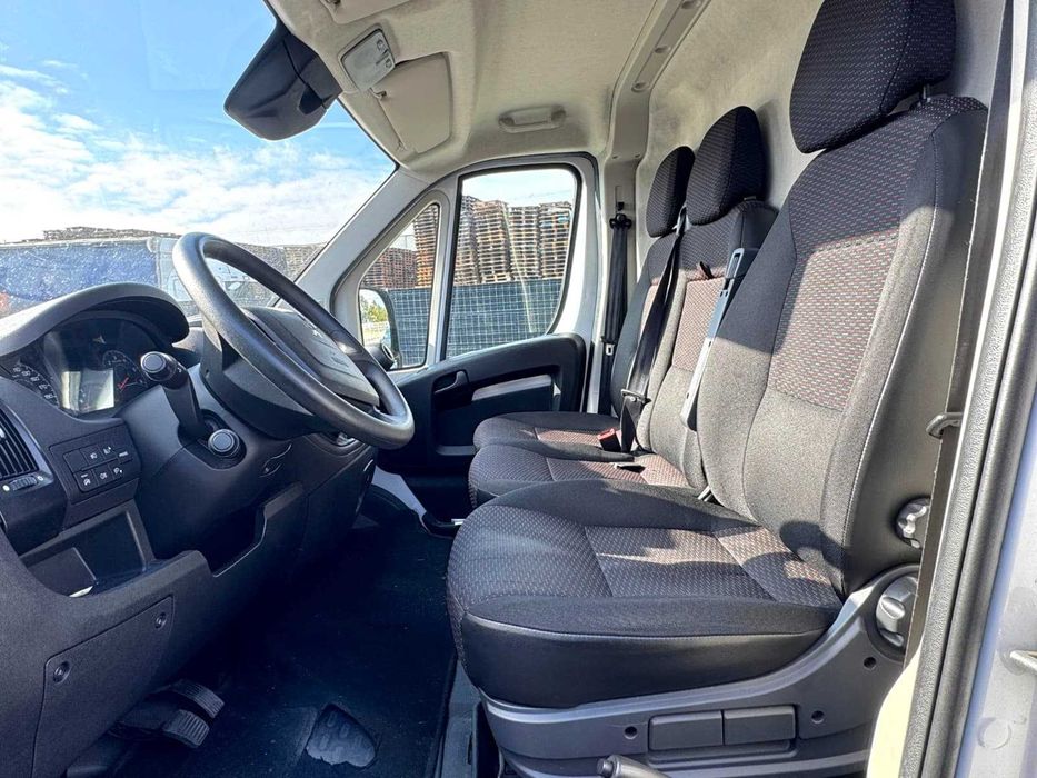 Peugeot Boxer 2.2 BlueHDi L2h2 Premium- Avariada- IVA dedutível