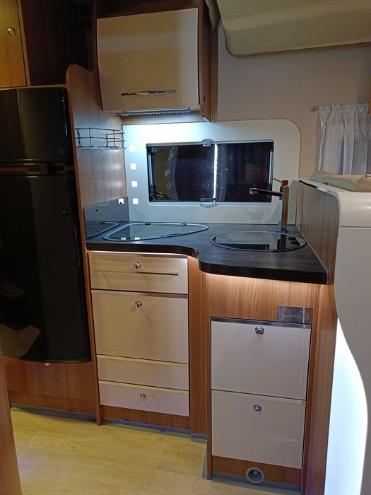 Wynajem Kamper półintegra Fiat Ducato, 5 - osobowy