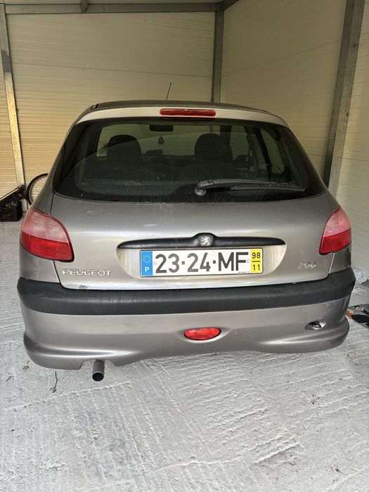 Peugeot  206 carro