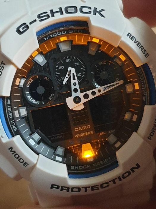 Часы Casio G-Shock GA 100B