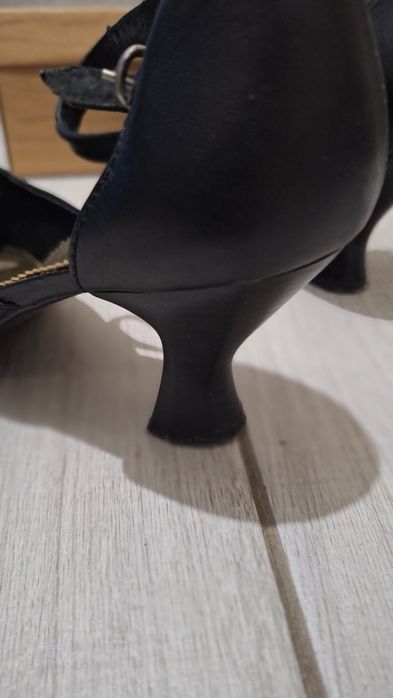 Туфлі жіночі 39 розмір