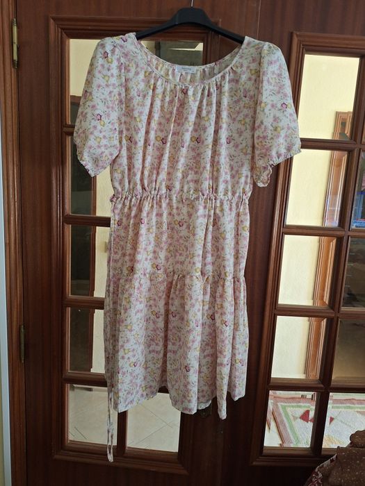 Lote de 8 vestidos novos ainda com etiqueta