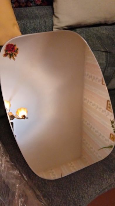 Дзеркало 65* 50, закругленіі кути.