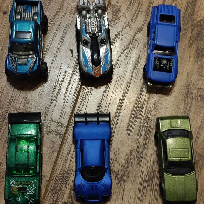 Машинки Хот Вілс Hot Wheels