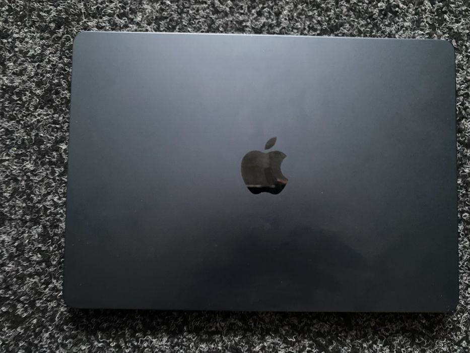 MacBook Air M2 13.6 8/512