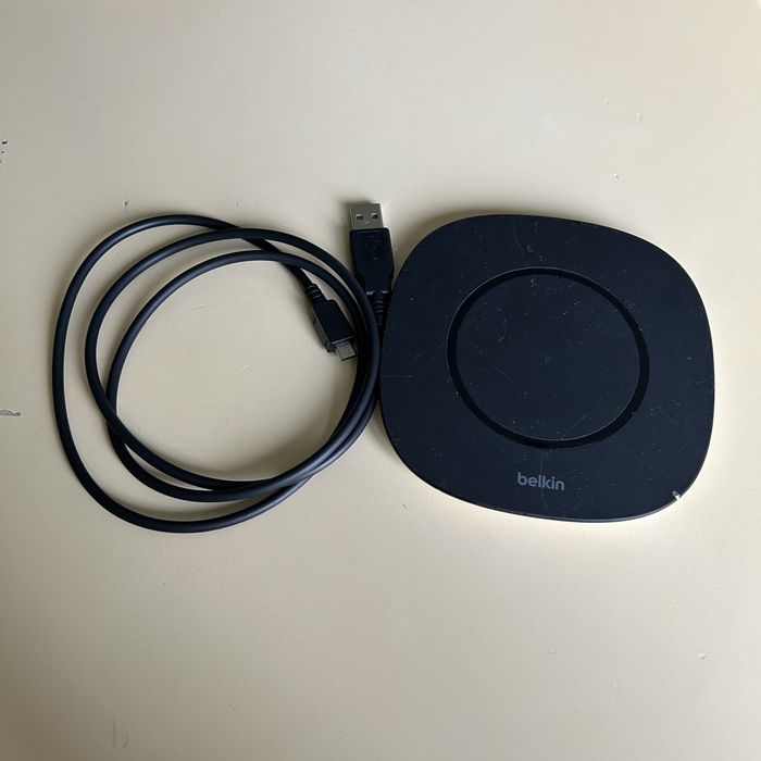Бездротовий зарядний пристрій Belkin