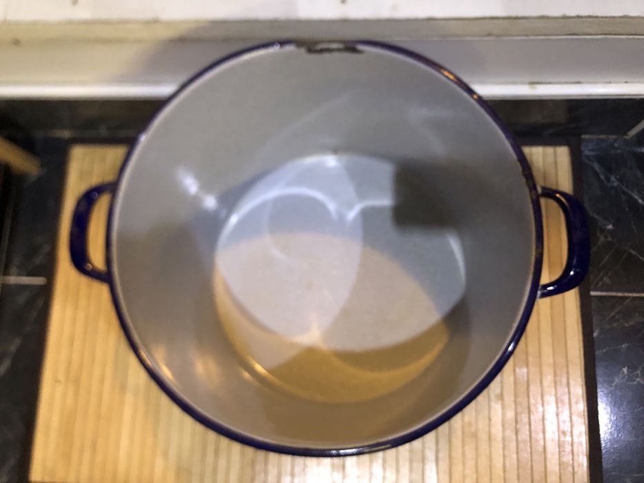 Large Enamel Pot480145683503523842