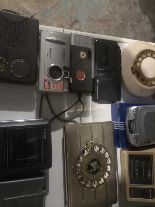 Máquinas fotográficas gravadores rádios antigos