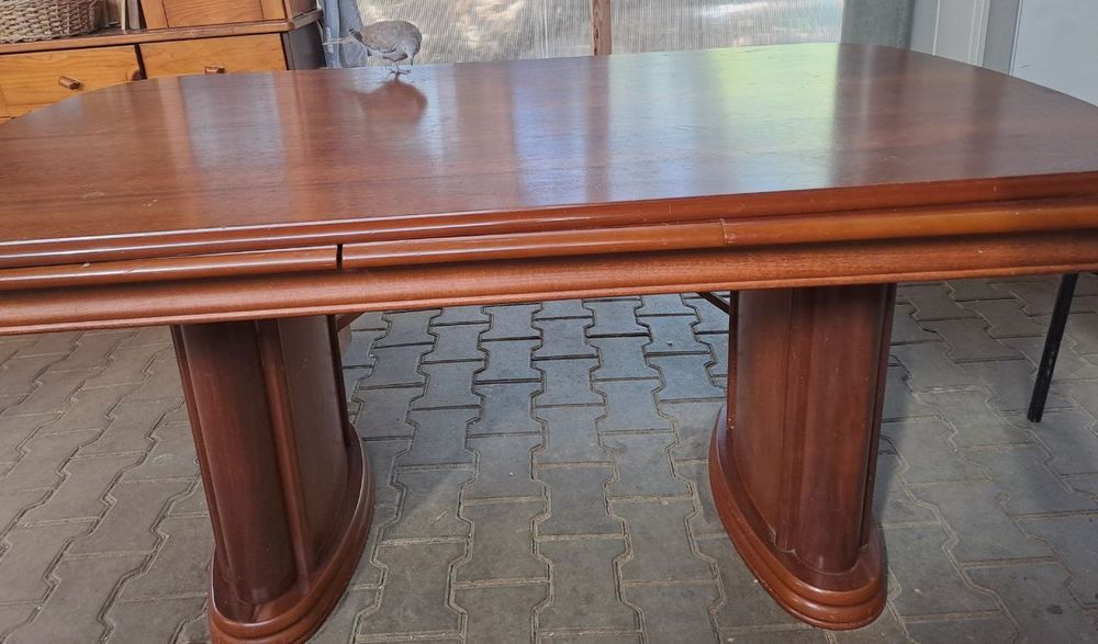 Mesa de jantar usada