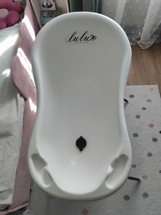 Wanienka wanna Lulu Design ze stelażem