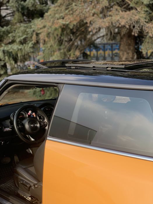 Продам машину Mini Cooper