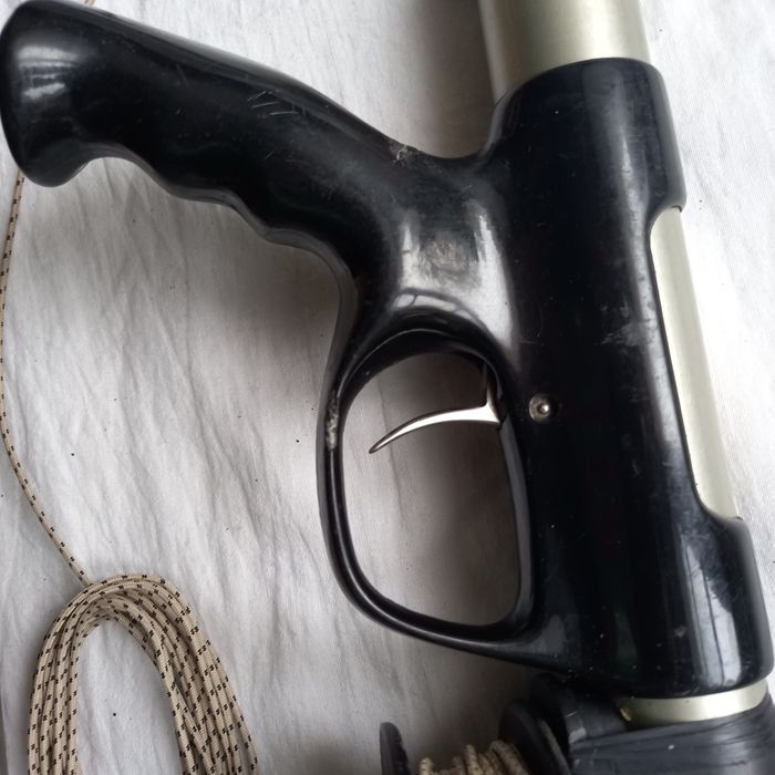 Подводное пнематическое ружье