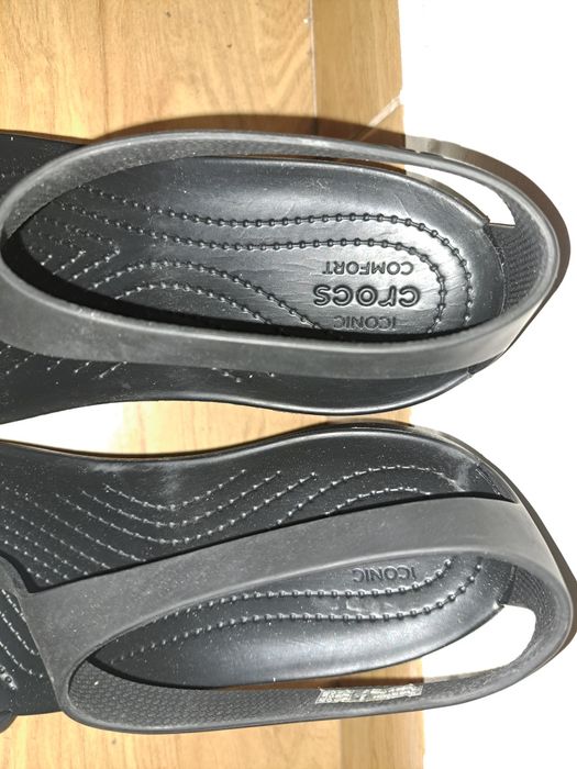 Crocs Serena W7 sandały nowe z metką