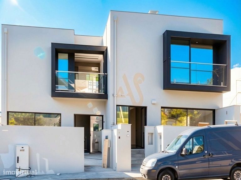 Moradia T3 em Banda — Construção Nova em Lobão, Santa Maria da Feira