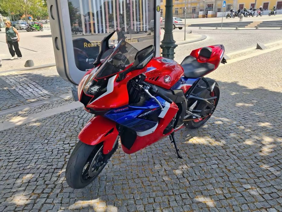 Honda CBR 1000 RRR Fireblade