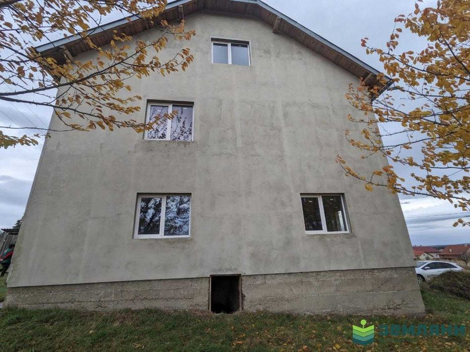 Продається будинок у с. Єзупіль на вул. Височана, 14 (2)