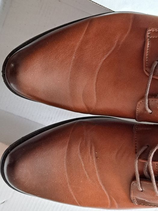 Sprzedam buty skórzane Badoxx prawie nieużywane
