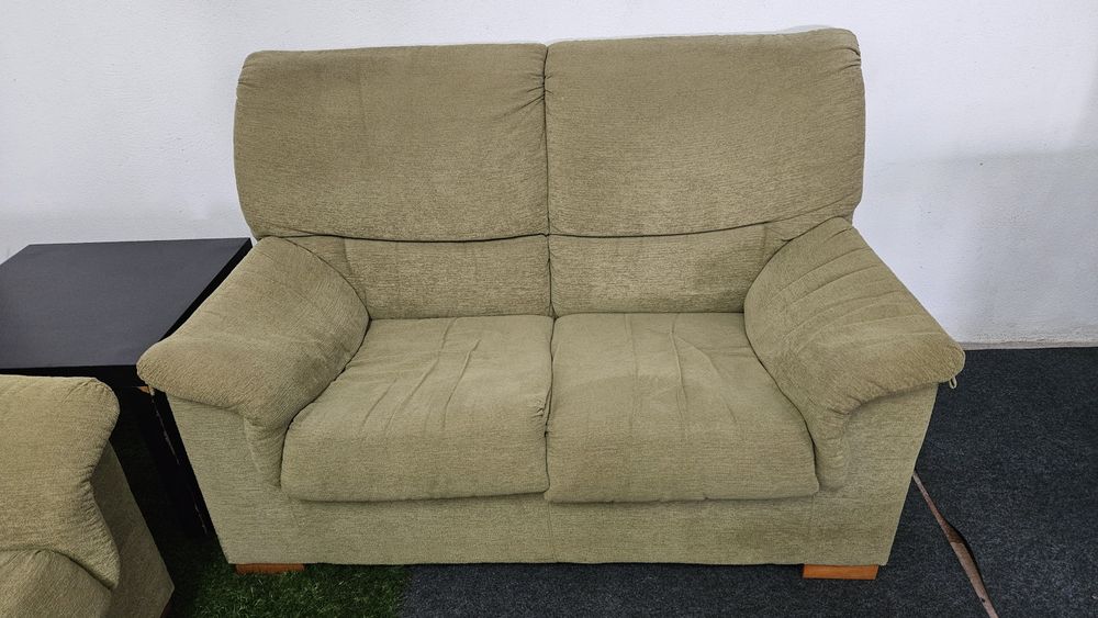 Conjunto de 2 Sofás em Tecido