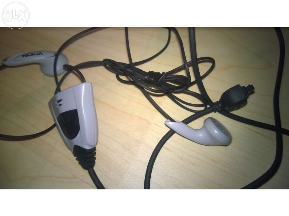 Auricular novo em excelente estado