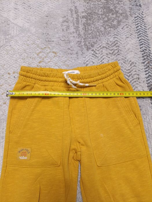 Spodnie dresowe Reserved 128