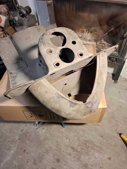 WFM Osa  osłona na nogi z obudową lampy komplet